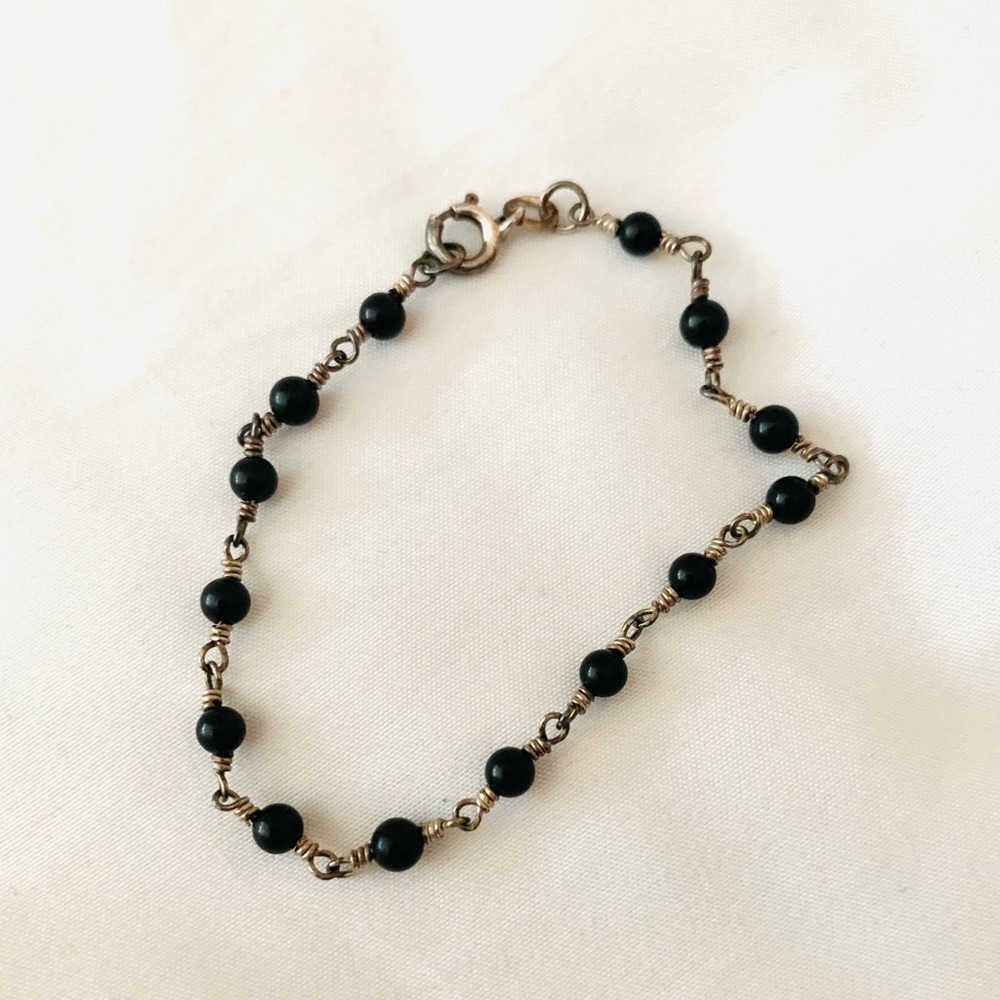 Vintage Women's Silver Tone Black Beaded Fine Delicate Chain Bracelet